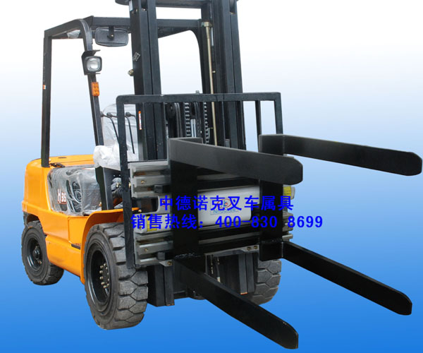 供應(yīng)叉夾、廢料夾抱機(jī)、夾抱車、貨叉式抱夾、夾包機(jī)